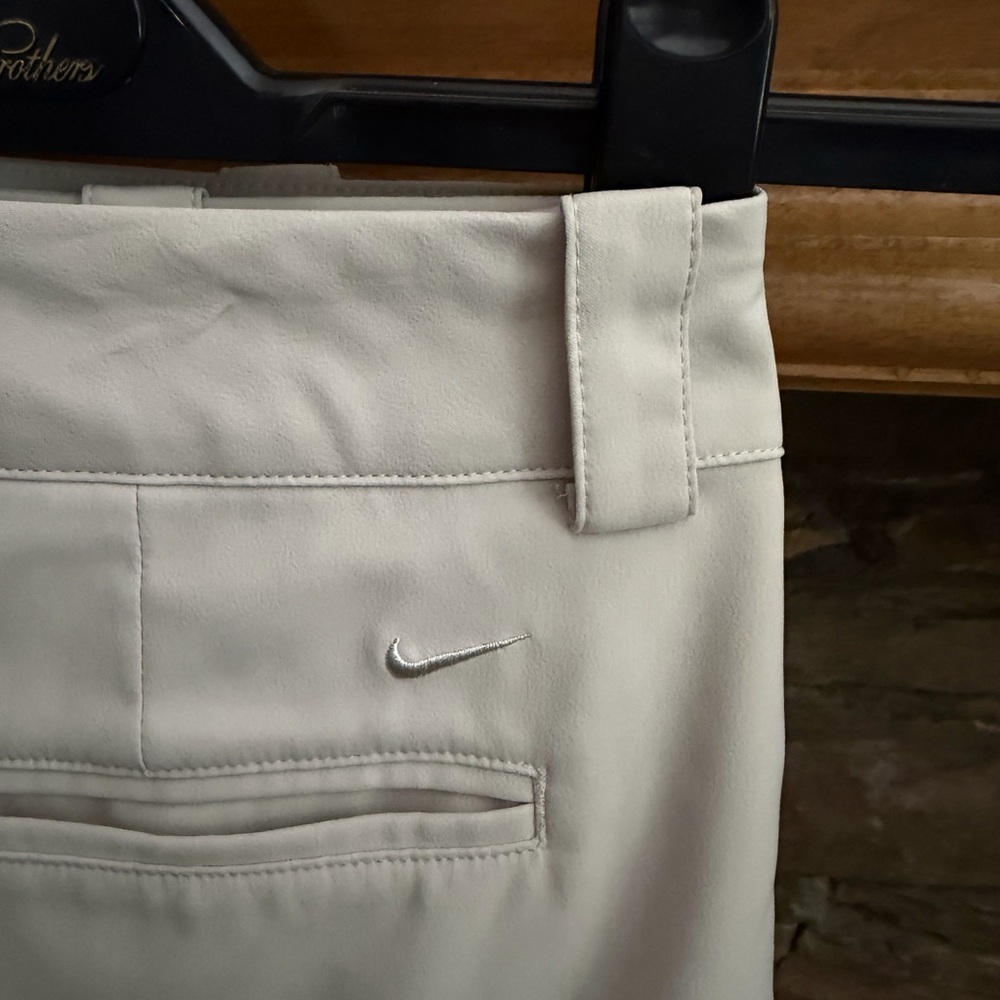 NIKE Golf ⛳️ Women’s Stone Color Tour Performance Golf Skort - Size 12